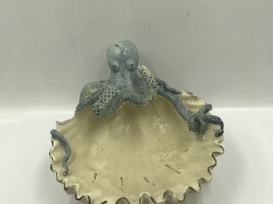 UC-EVERYDAY ITEMS-126